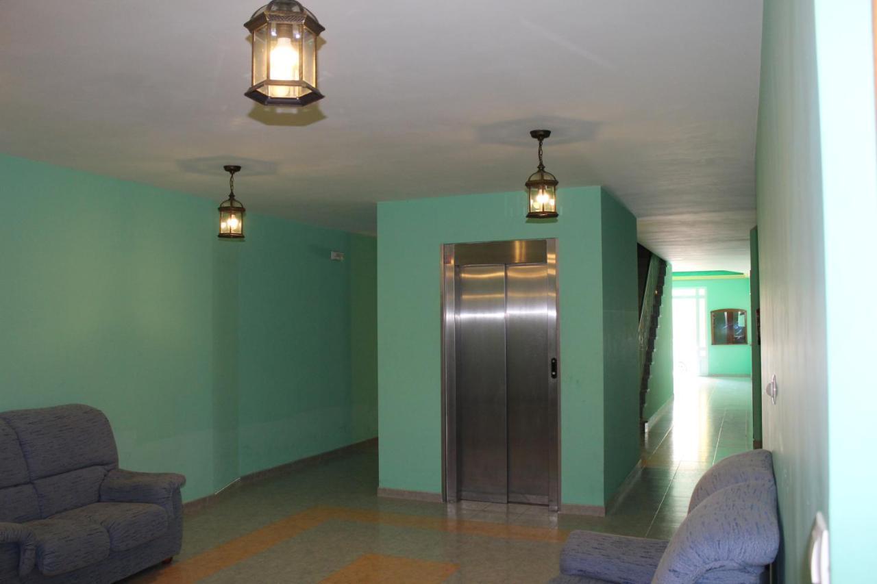 Apartamentos Los Gemelos Фос Екстериор снимка